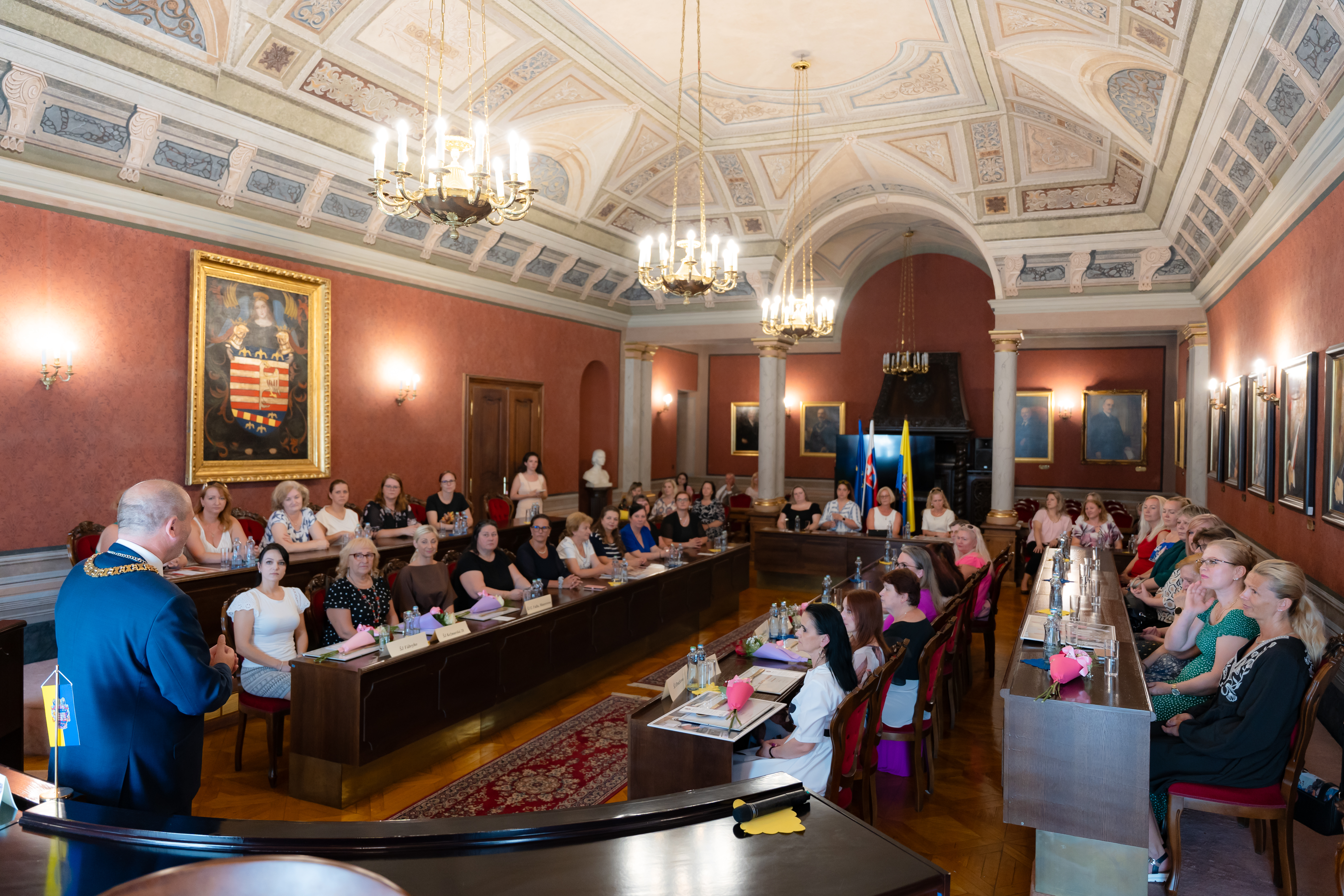 Prijatie nepedagogickych zamestnancov v Historickej radnici-19